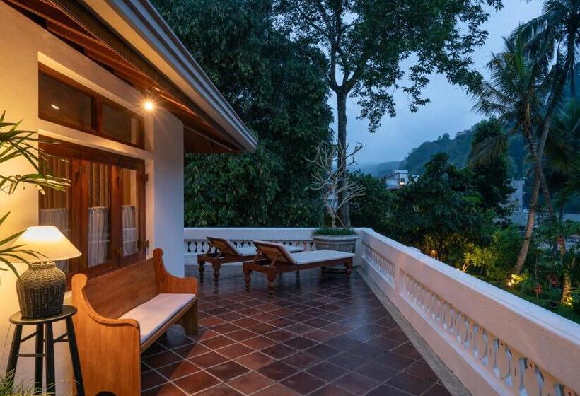 בית מלון כפרי Taru Villas Kandy