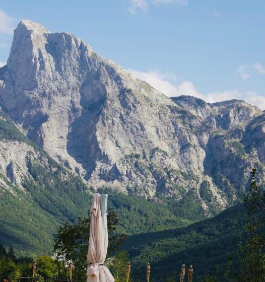 هتل Vidis Chalet