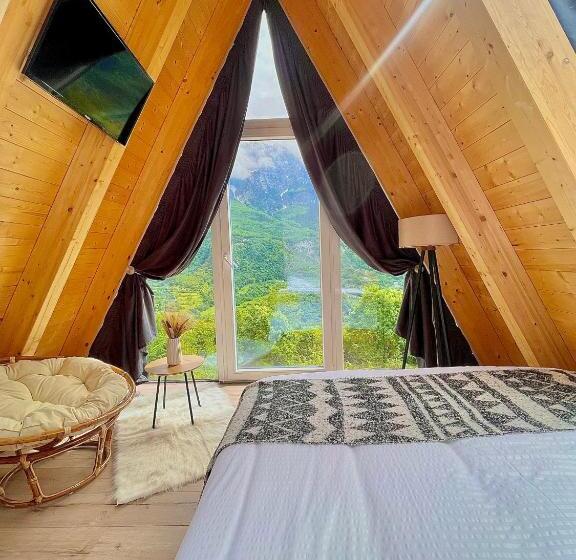 هتل Vidis Chalet