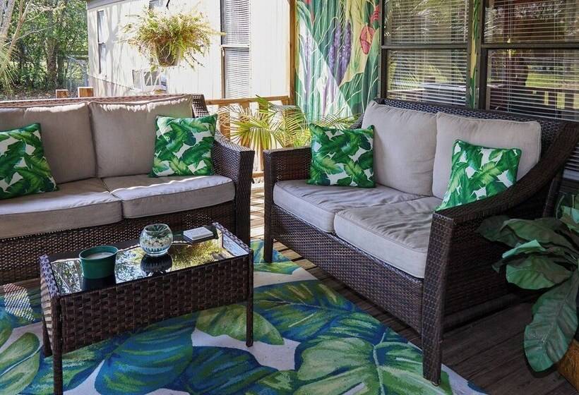 بنسيون Pleasant Days Lodging Scallop Room
