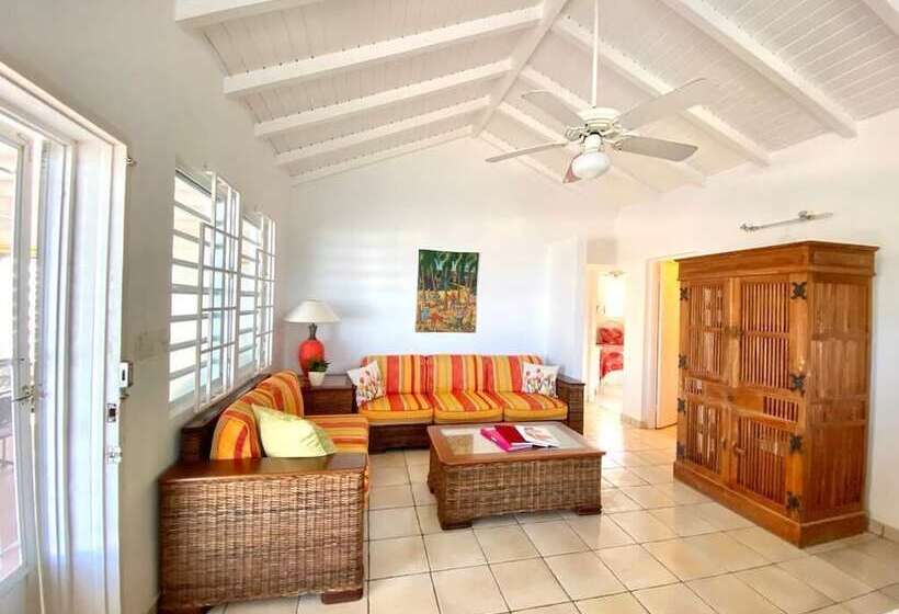 تختخواب و صبحانه Casa Lesia