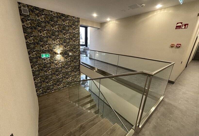 مبيت وإفطار Ikonik Spa