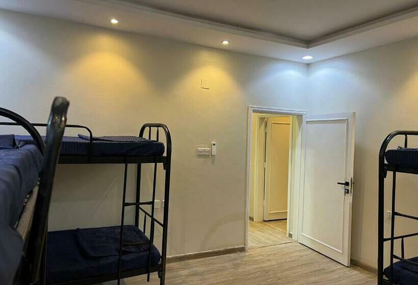Hakimdom Hostel