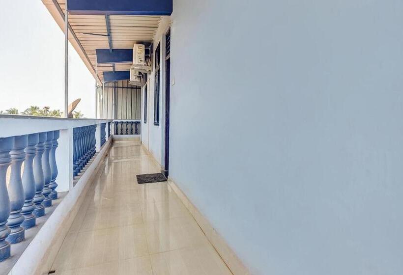 فندق Collection O Ashwem Beach Side Stay