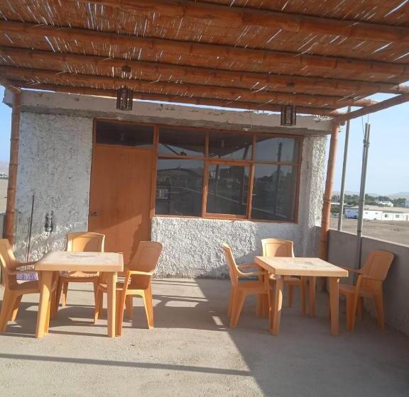 Отель Hospedaje Paracas Sur