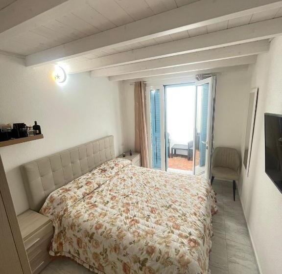 مبيت وإفطار La Perla Del Mare 2