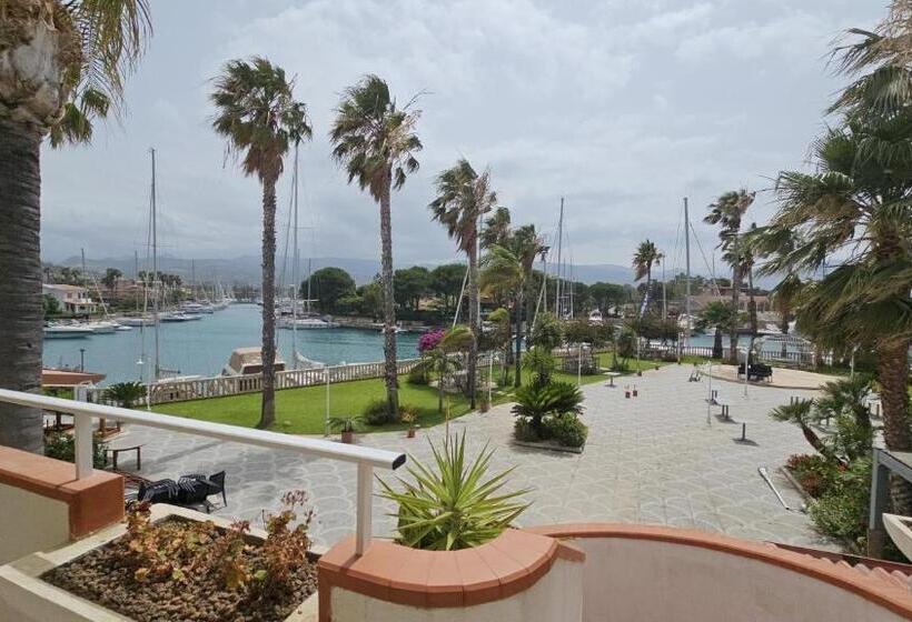 호텔 Resort Atlantis