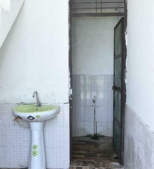 هتل Spot On 81155 Tarun Guest House