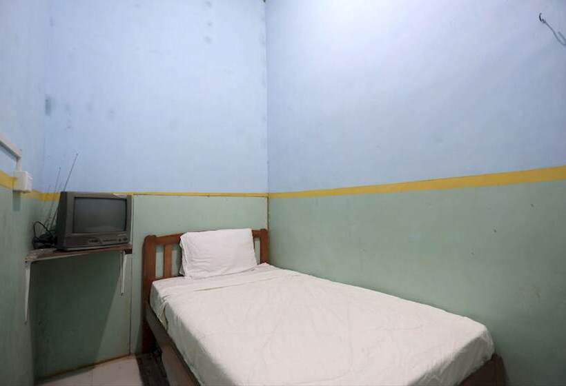 בית מלון כפרי Spot On 92569 Anto Homestay Syariah