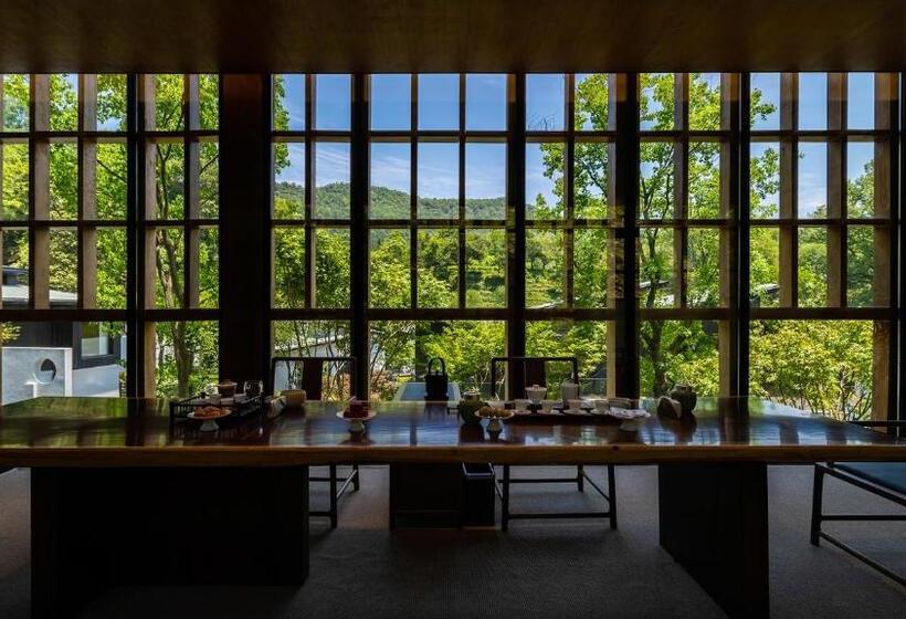 ホテル Wishgarden Resort