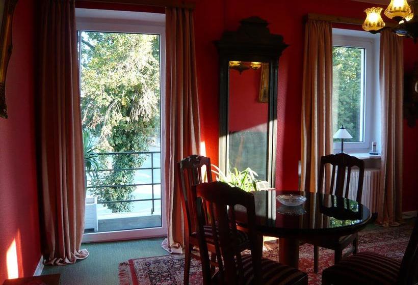 فندق Bückeburger Hof