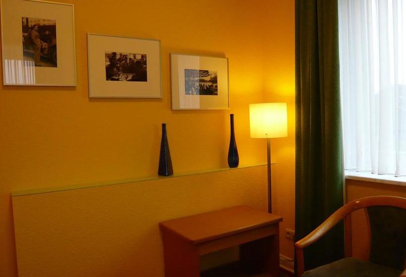 فندق Bückeburger Hof