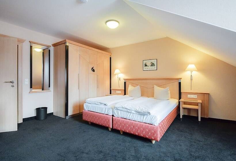 ホテル Chalet Raabe