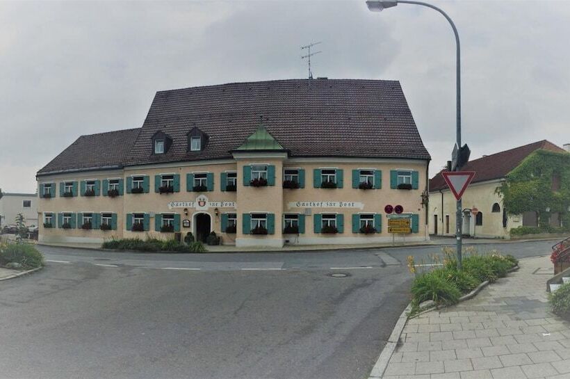 Отель Gasthof Zur Post   Inning