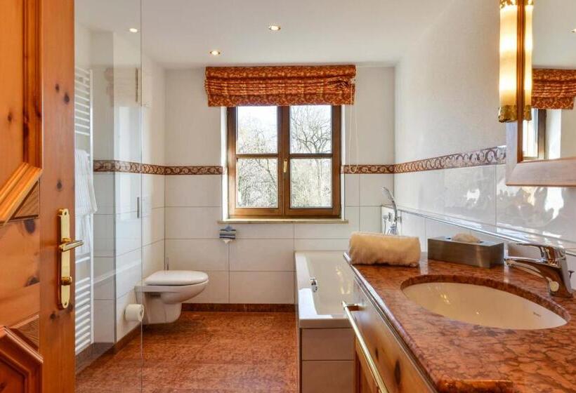 فندق Landgasthof Zum Erdinger Weissbrau