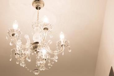 هتل Logis First Class Business Suites