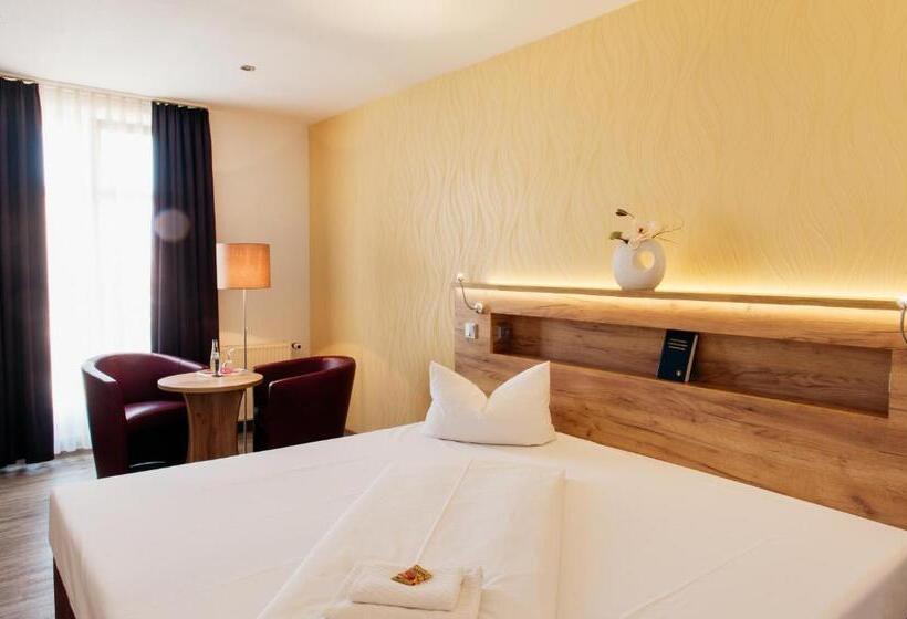 Отель & Restaurant Deutscher Kaiser