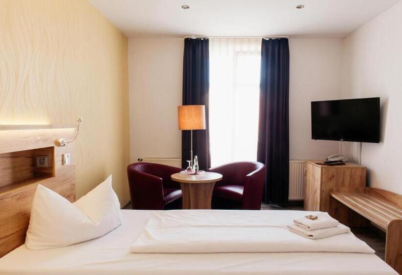 Отель & Restaurant Deutscher Kaiser