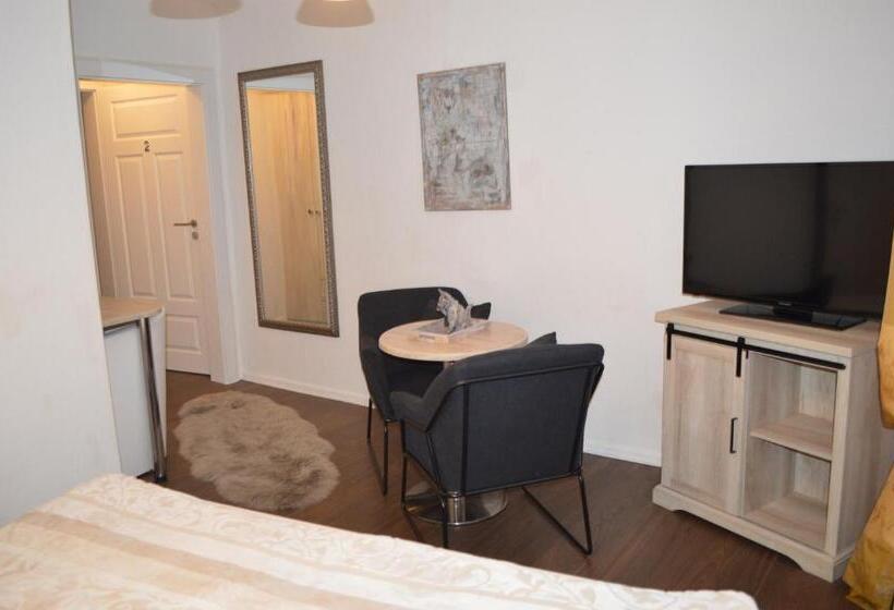 فندق Ulrike S Pension Am Kurpark