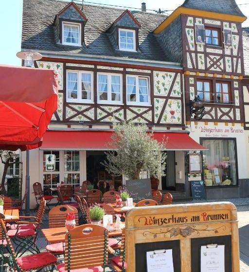 호텔 Winzerhäuschen Am Brunnen