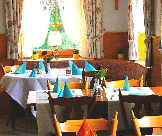 酒店 Zum Goldenen Rössle