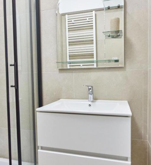 هتل Apartamente By Alz Infinity
