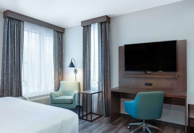 בית מלון כפרי La Quinta Inn & Suites By Wyndham Centralia