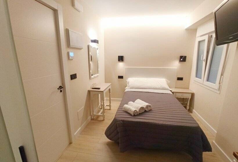 پانسیون Bahia Rooms Cantabria 3000
