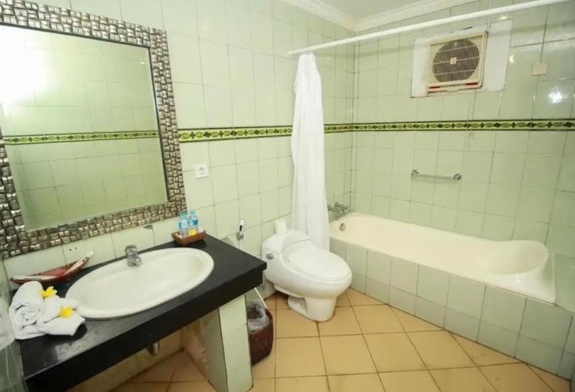 فندق Attara Heritage Senggigi