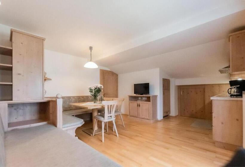 בית מלון כפרי Ferienwohnung Hartlgut