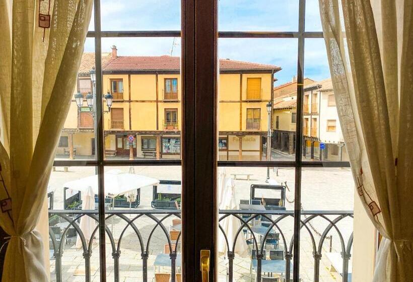 בית מלון כפרי Hostal Ainoa