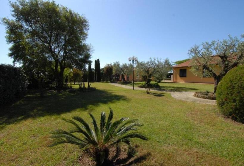 בית מלון כפרי Il Girasole   Ginestra