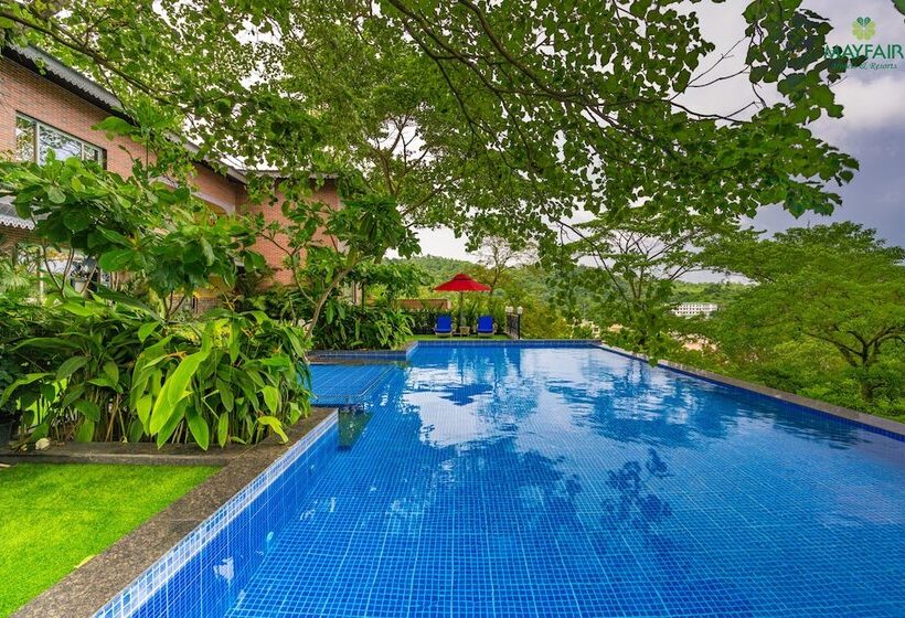فندق Mayfair Spring Valley Resort Guwahati