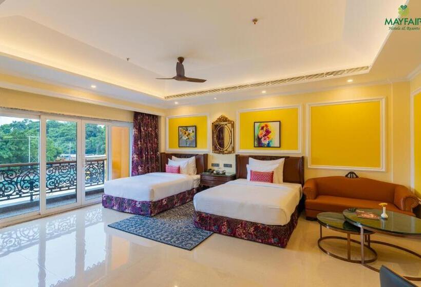 فندق Mayfair Spring Valley Resort Guwahati