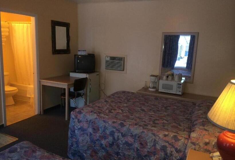 Road Runner Motel Merritt Bc