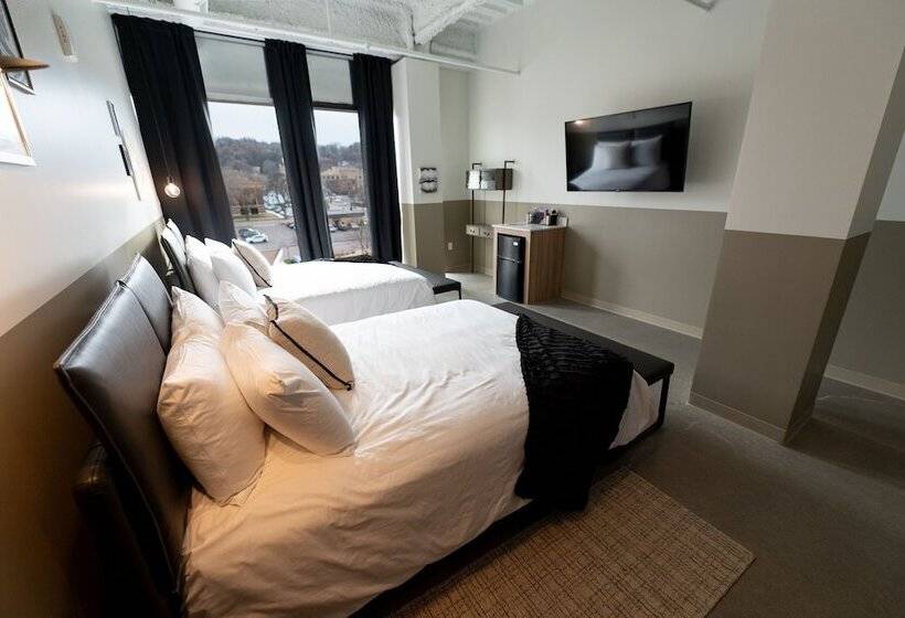 Отель Arch And Cable