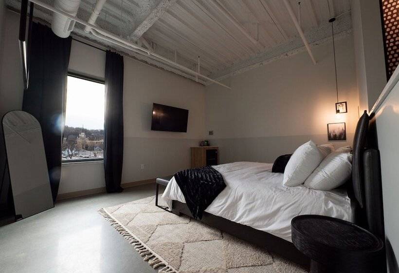 Отель Arch And Cable