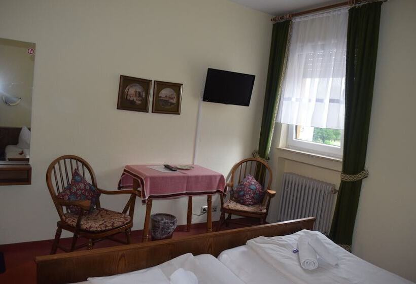 فندق صغير Alte Dorfschänke