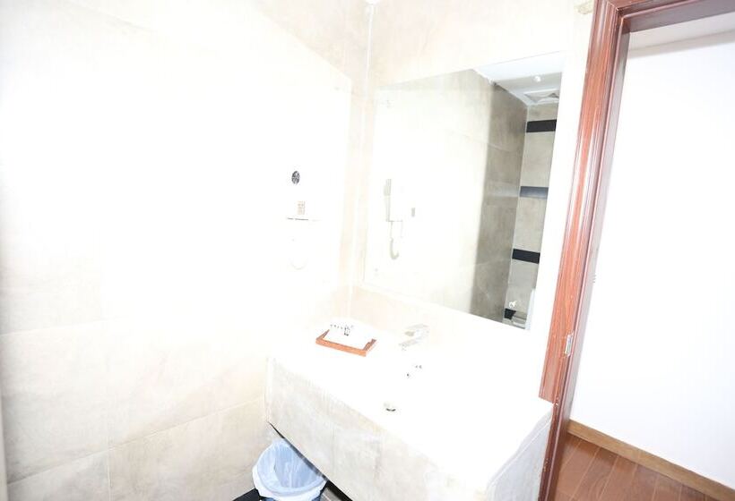 בית מלון כפרי Carolina Beach Resort & Spa