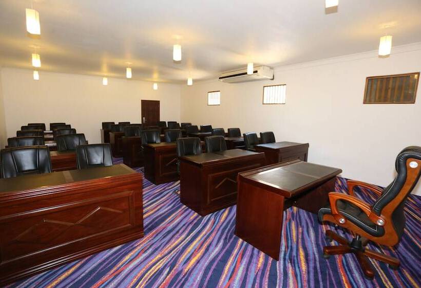 בית מלון כפרי Carolina Beach Resort & Spa