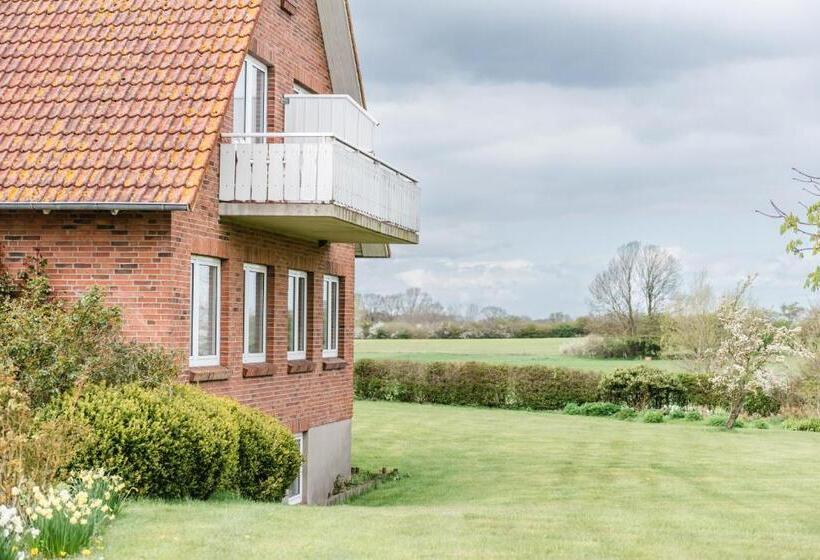 פנסיון Straendhus Bed&breakfast