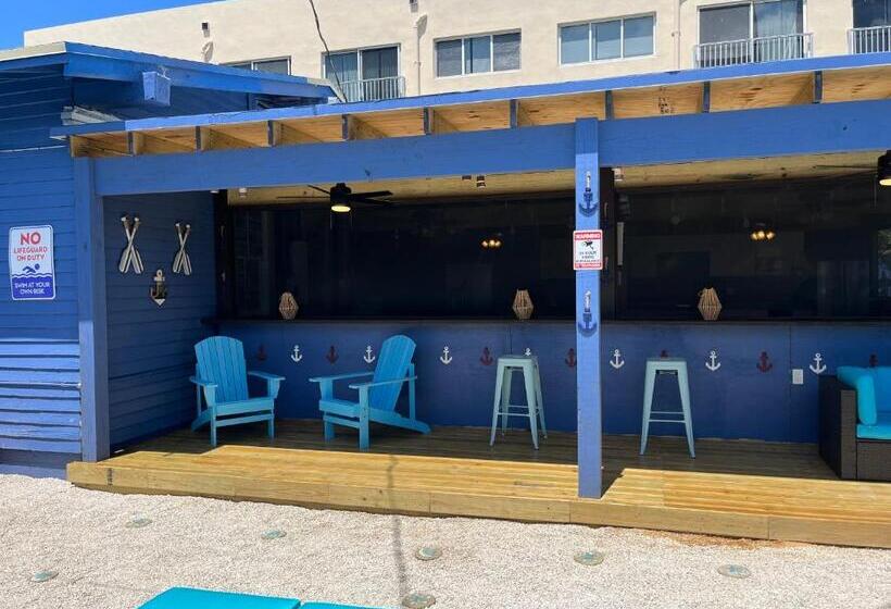هاستل Blue Little Havana