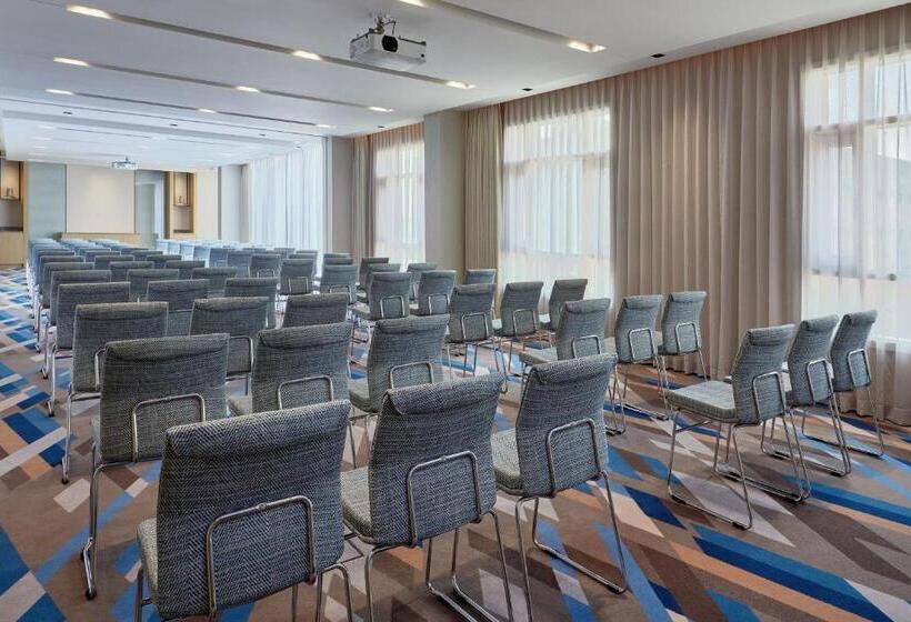בית מלון כפרי Courtyard By Marriott Jubail