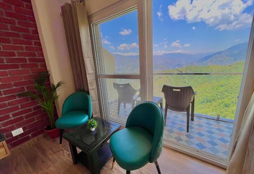 Отель Pinerock & Cafe, Mussoorie   Mountain View Luxury Rooms With Open Rooftop Cafe