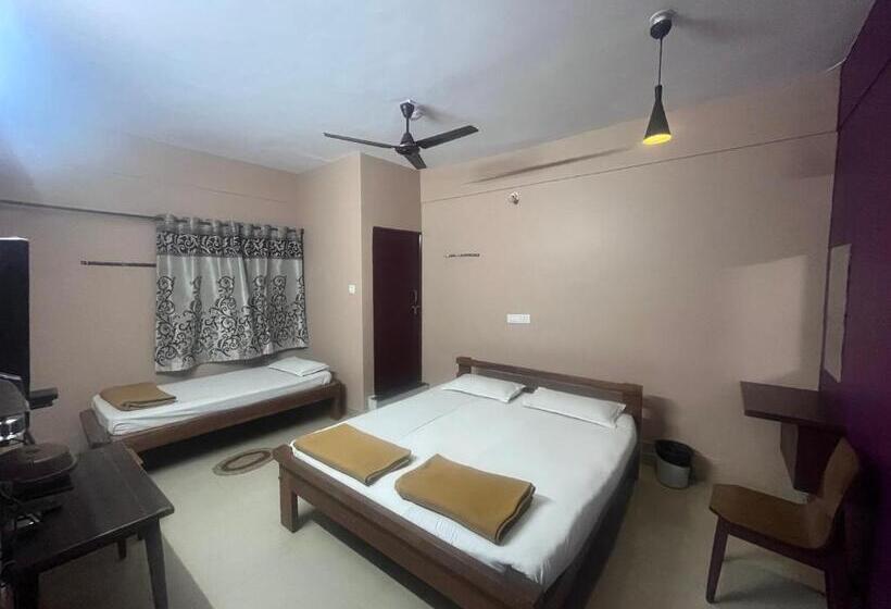 فندق Sns Lodge