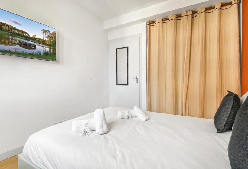 بنسيون Homey Coloc Goodlife   Colocation Moderne   Chambres Privées   Wifi Et Netflix   Au Pied Du Tram Pou