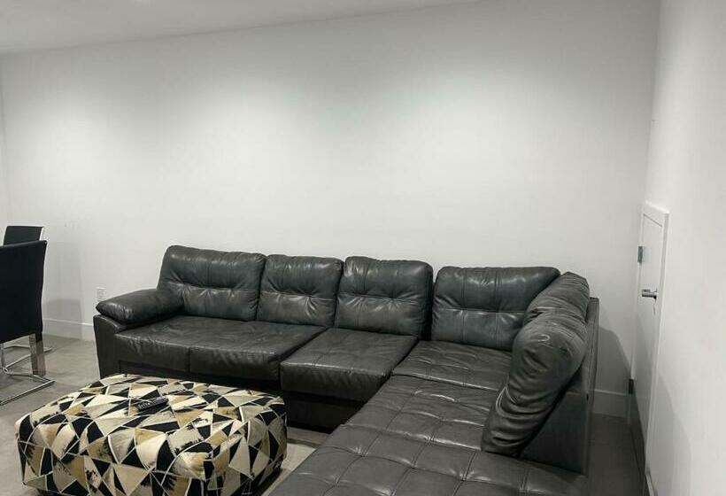 هاستل Airport Guest Suites