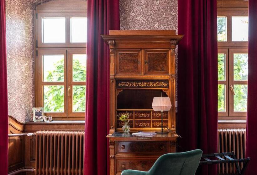 ユースホステル Gästehaus Schloss Janson