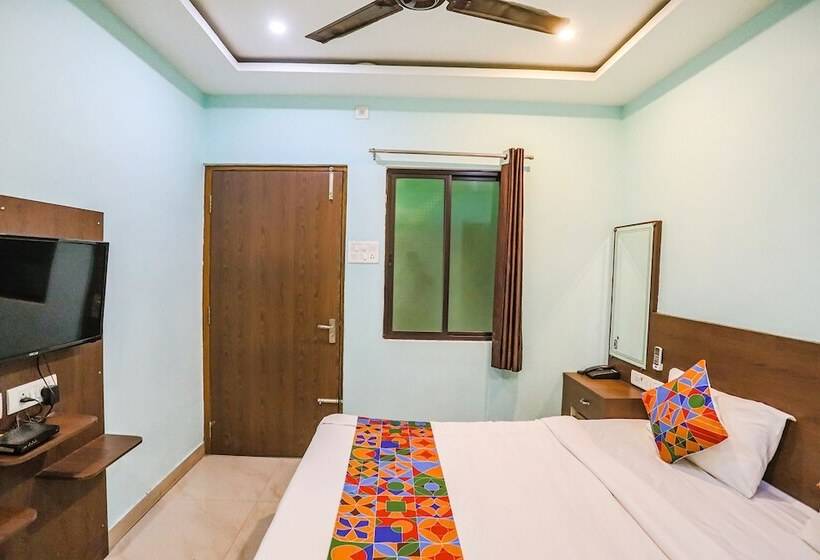 호텔 Fabexpress Banarasi Kothi