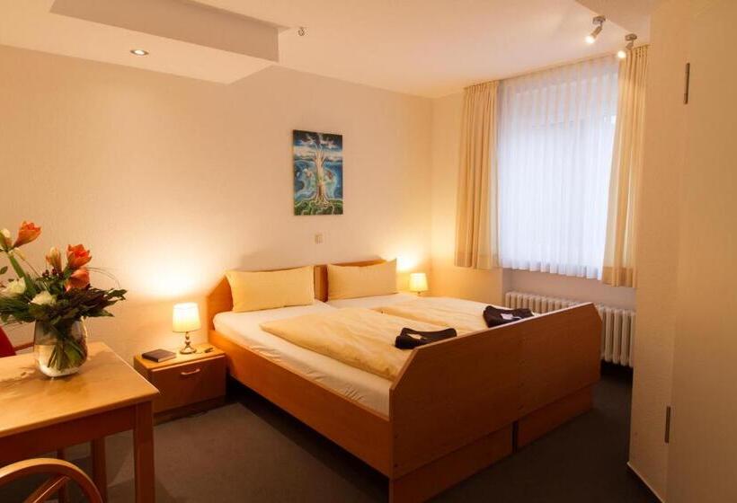 فندق Krelinger Freizeit  Und Tagungszentrum